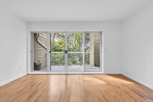 3396 Cobblestone Avenue, Vancouver, BC - Indoor Photo Showing Other Room
