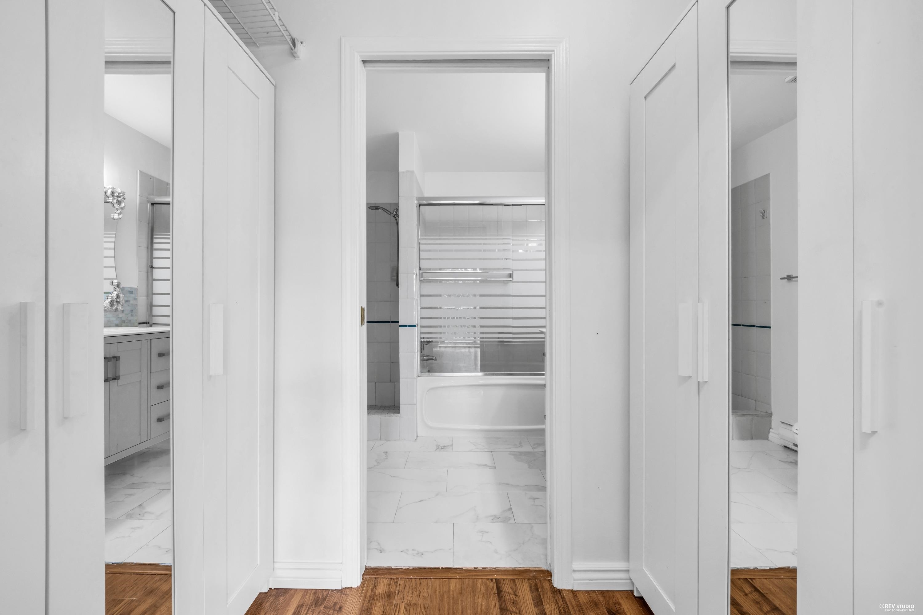 3396 Cobblestone Avenue, Vancouver, BC - Indoor