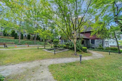 3396 Cobblestone Avenue, Vancouver, BC - Outdoor