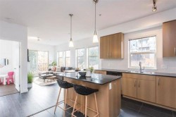22290 North Avenue Maple Ridge, BC V2X 8Z8