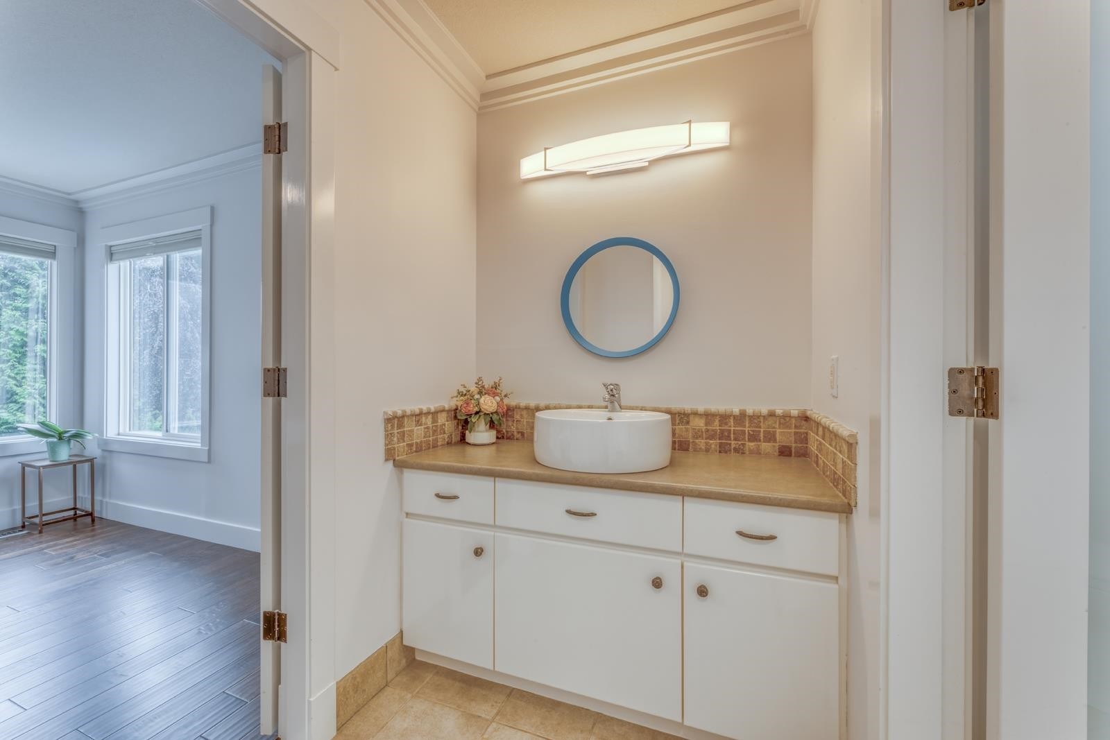 3067 Plateau Boulevard, Coquitlam, BC - Indoor