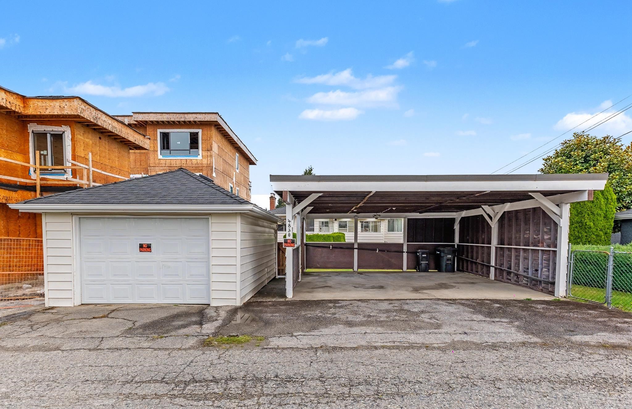 4830 Southlawn Drive, Burnaby, BC - Outdoor With Deck Patio Veranda