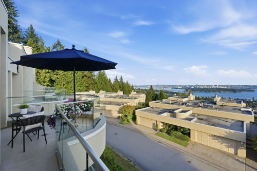 2343 Folkestone Way, West Vancouver, BC - Outdoor With View