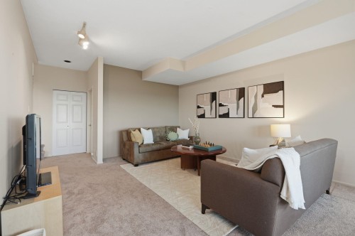 2343 Folkestone Way, West Vancouver, BC - Indoor