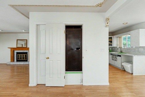 3630 Cambridge Street, Vancouver, BC - Indoor Photo Showing Other Room
