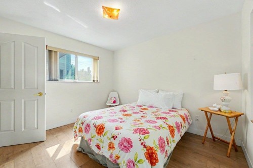 3630 Cambridge Street, Vancouver, BC - Indoor Photo Showing Bedroom