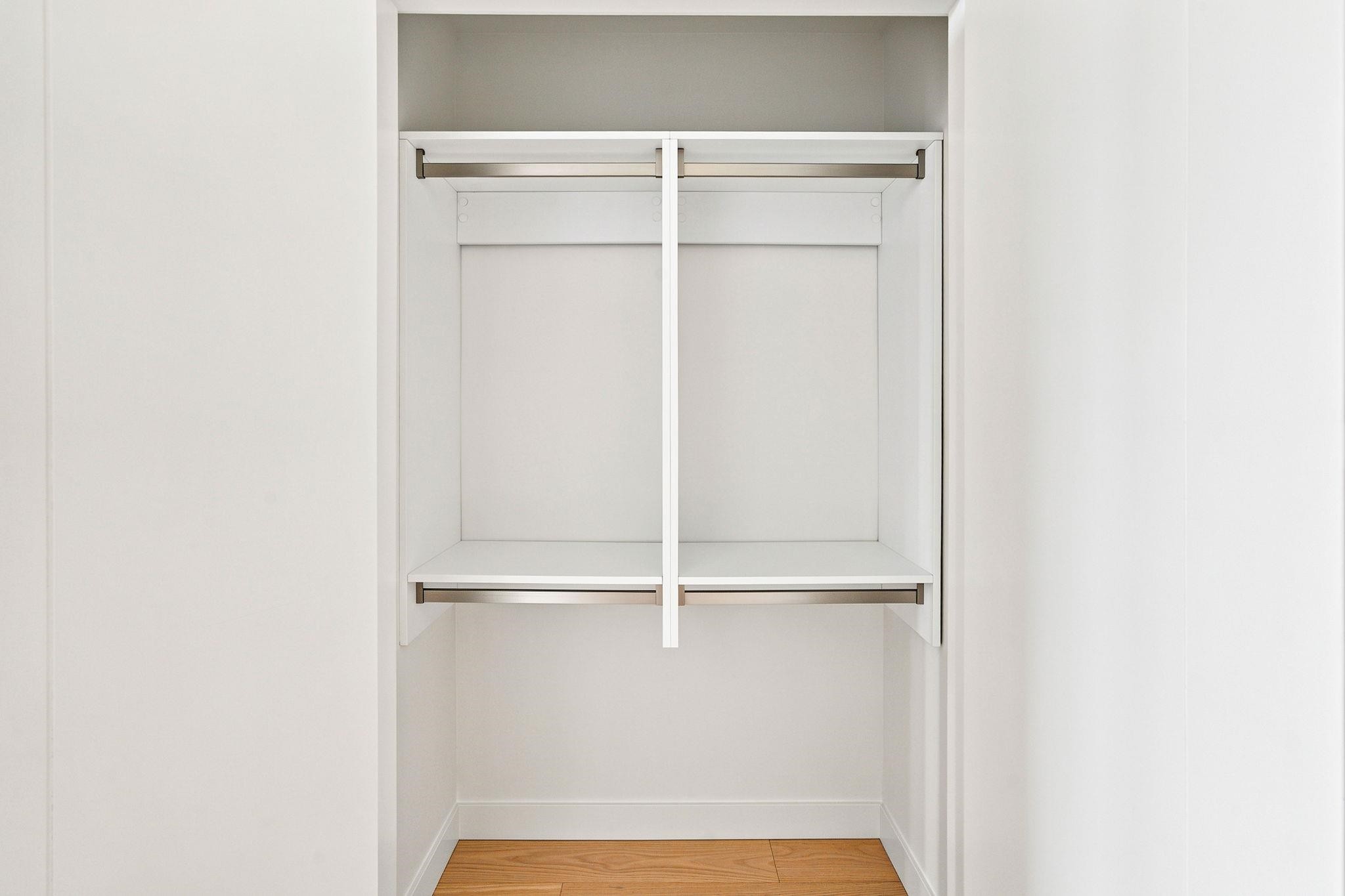 301-785 Harbour Way, North Vancouver, BC - Indoor With Storage