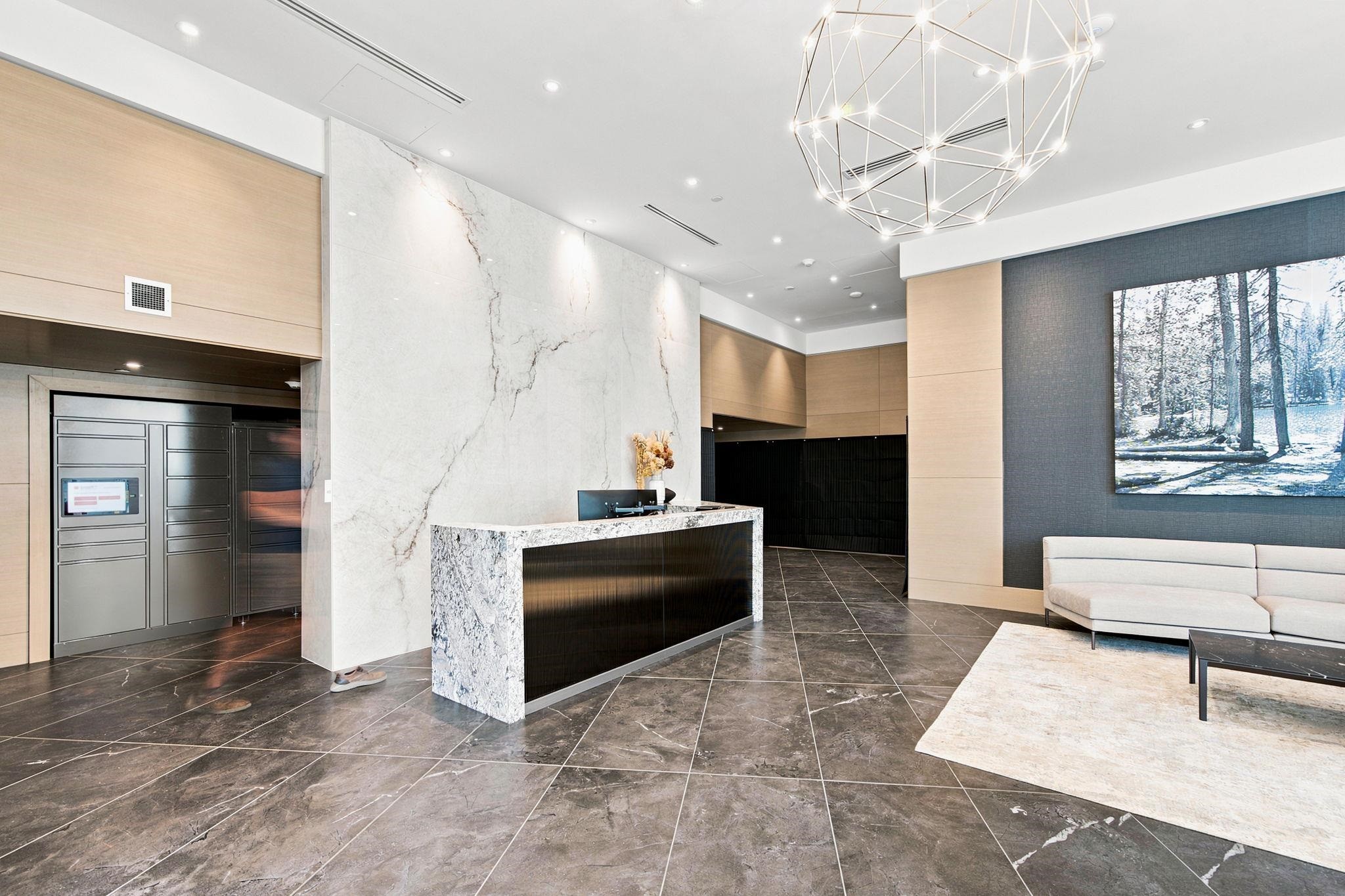 301-785 Harbour Way, North Vancouver, BC - Indoor Photo Showing Other Room