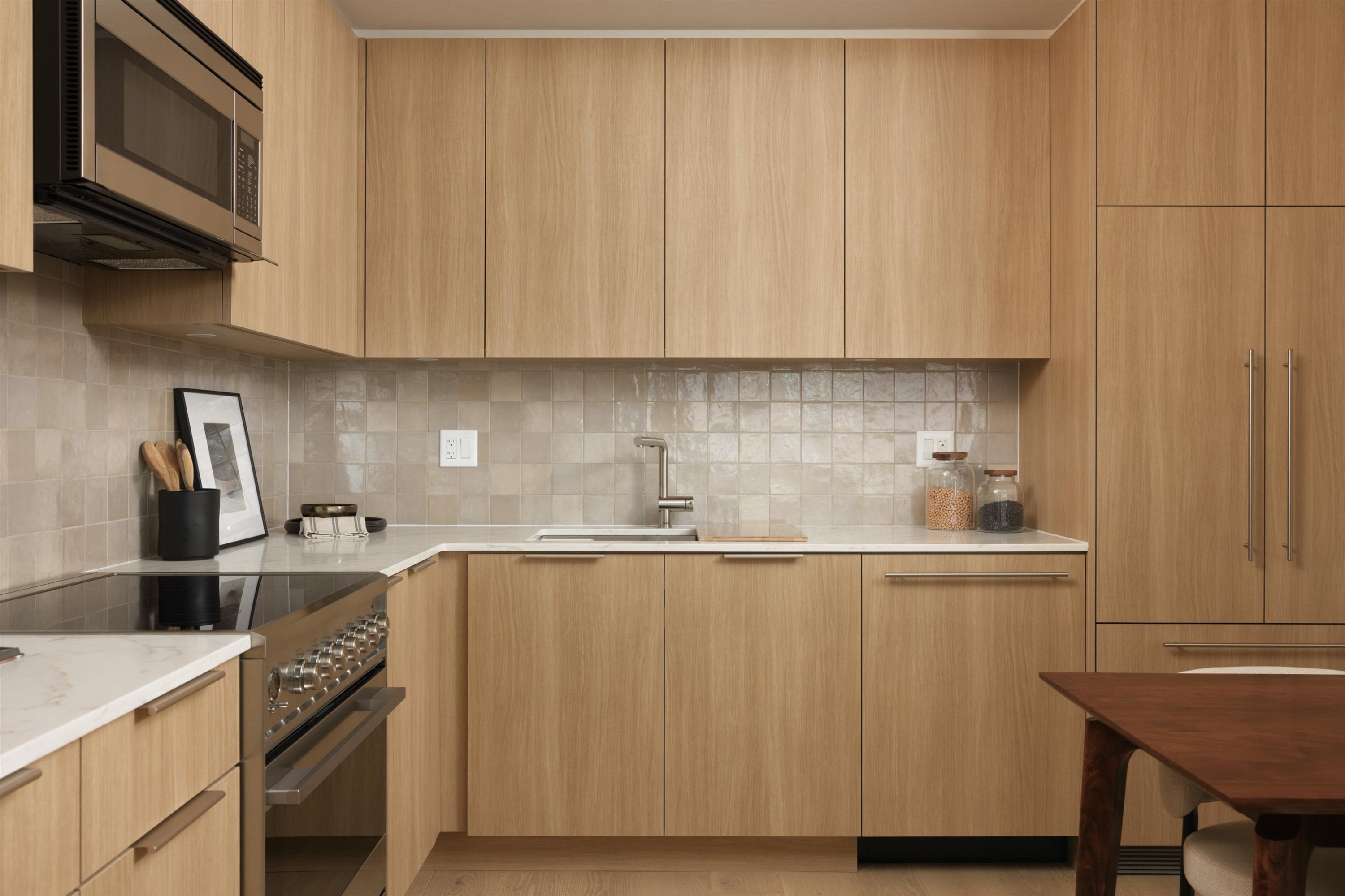 593 49Th Avenue E, Vancouver, BC - Indoor Photo Showing Kitchen