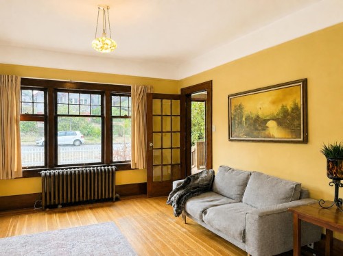 4117 11Th Avenue W, Vancouver, BC - Indoor