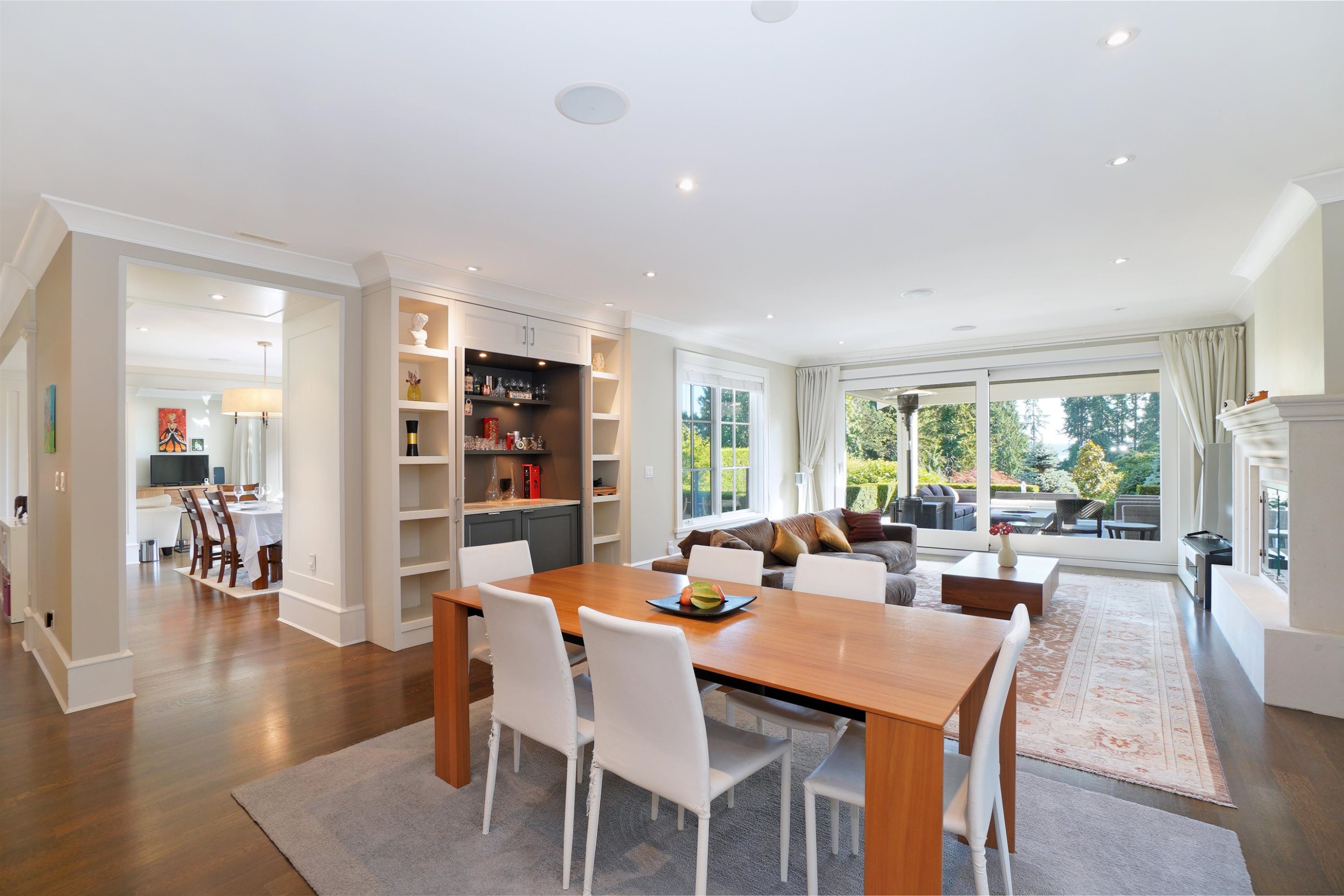 2920 Mathers Avenue, West Vancouver, BC - Indoor Photo Showing Dining Room