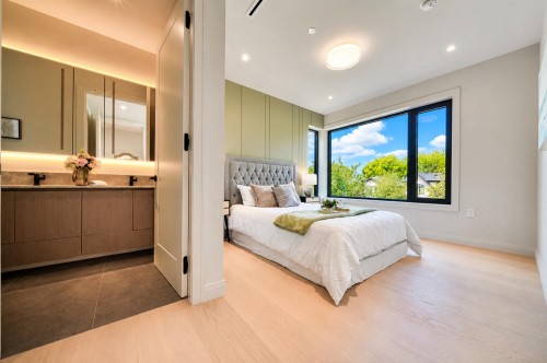 1-3836 21St Avenue W, Vancouver, BC - Indoor Photo Showing Bedroom