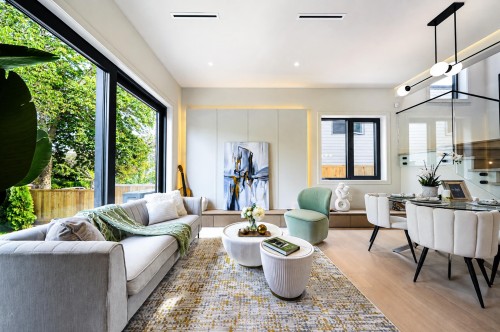 1-3836 21St Avenue W, Vancouver, BC - Indoor