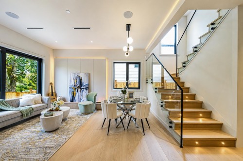 1-3836 21St Avenue W, Vancouver, BC - Indoor