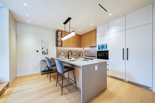 1-3836 21St Avenue W, Vancouver, BC - Indoor Photo Showing Kitchen