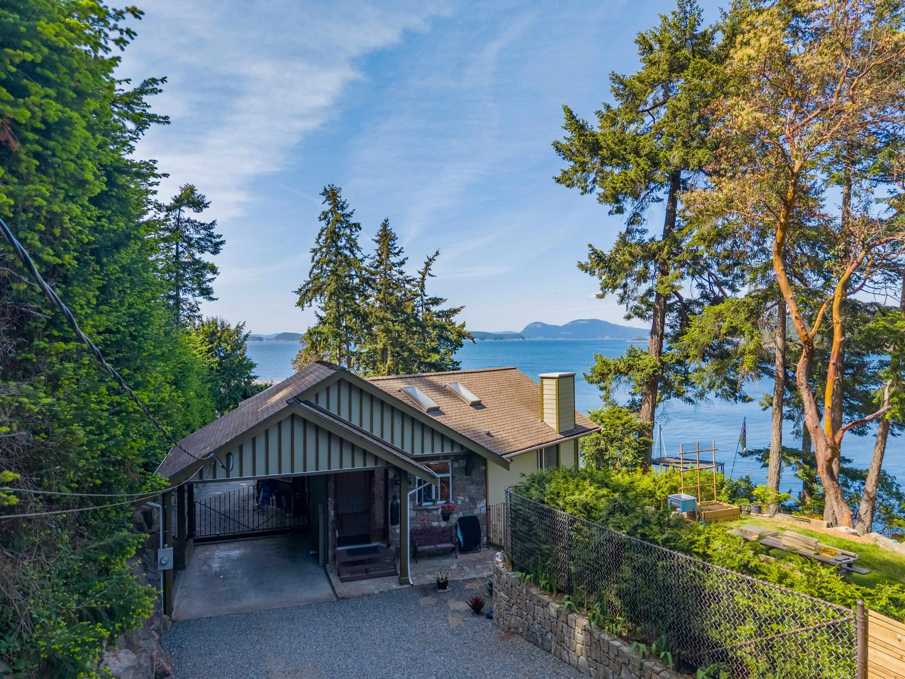 1602 Chart Drive, Pender Island, BC - Outdoor