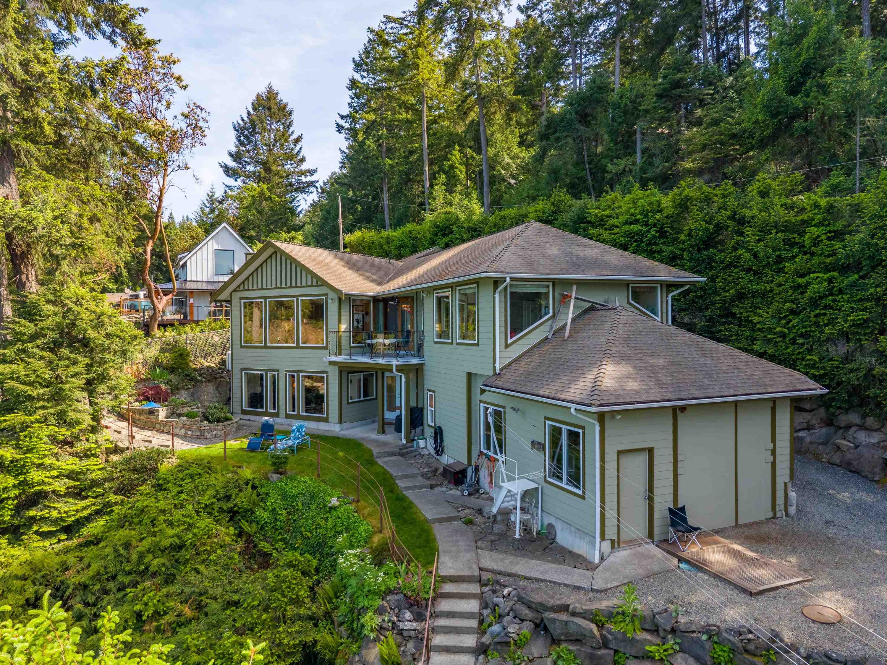 1602 Chart Drive, Pender Island, BC - Outdoor
