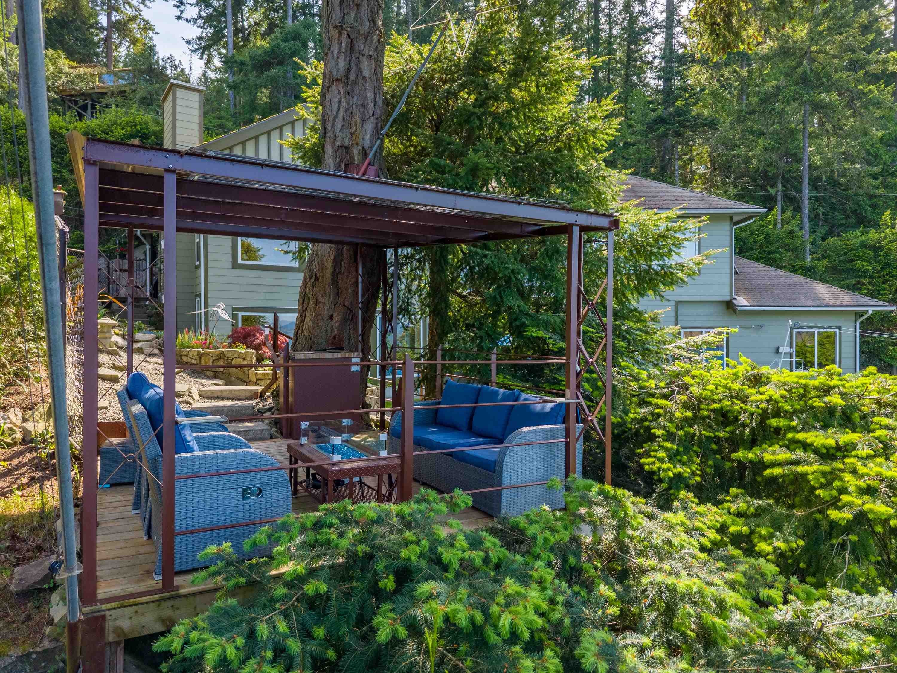 1602 Chart Drive, Pender Island, BC - Outdoor