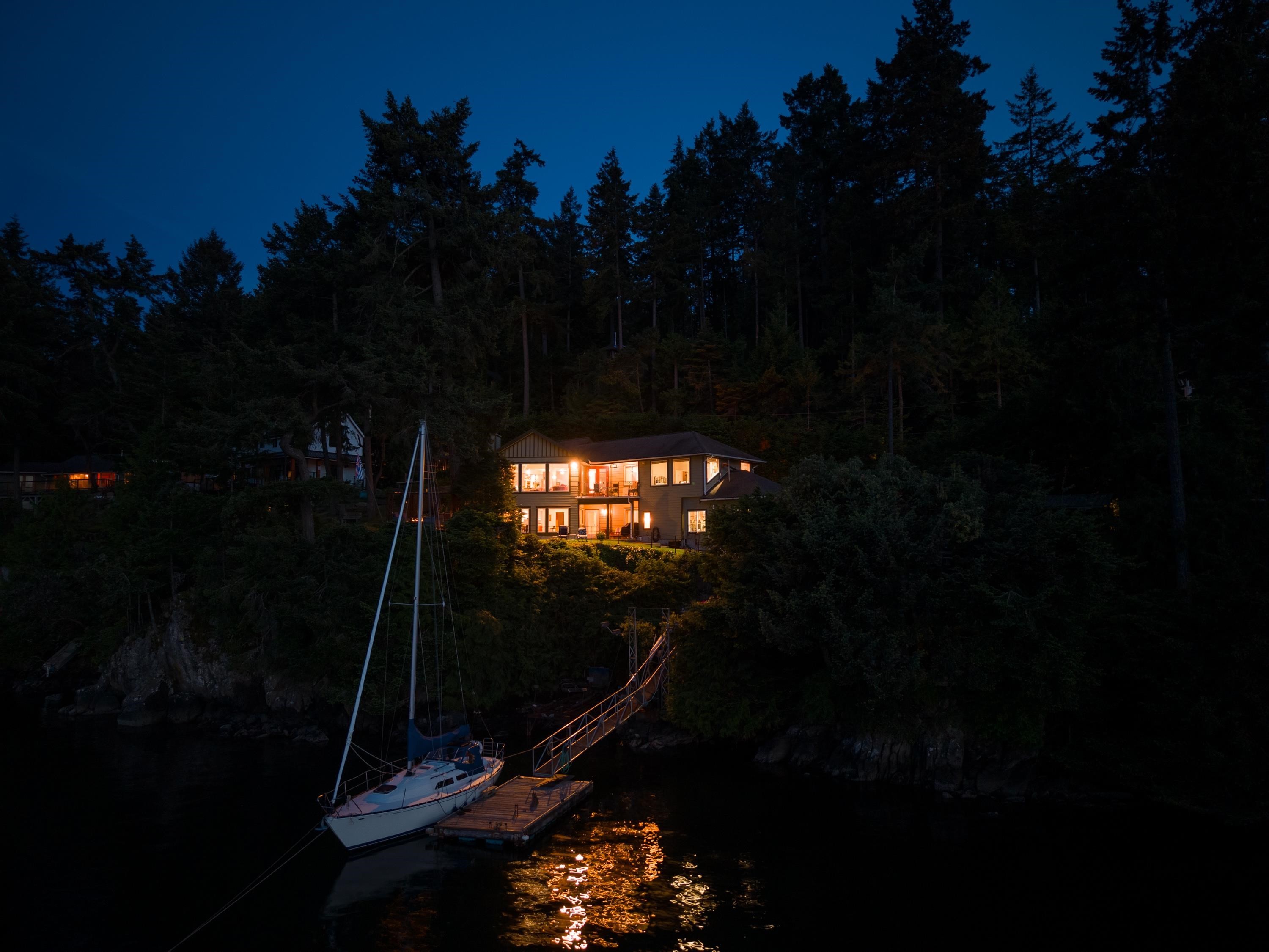1602 Chart Drive, Pender Island, BC - Outdoor