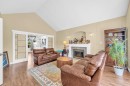 6231 Dunsmuir Crescent, Richmond, BC  - Indoor Photo Showing Living Room With Fireplace 