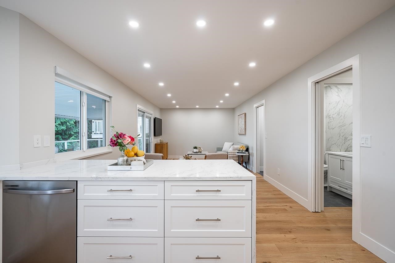 2824 Nash Drive, Coquitlam, BC - Indoor