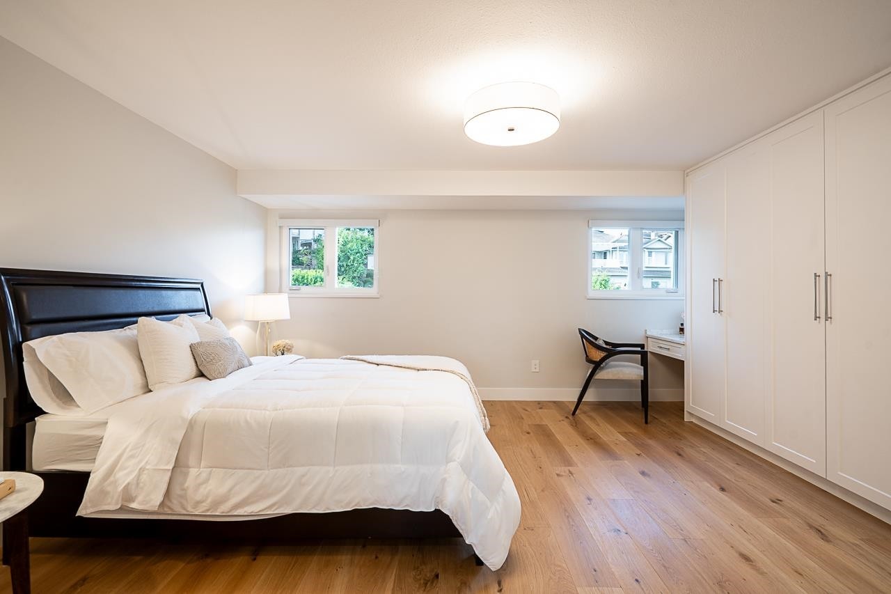 2824 Nash Drive, Coquitlam, BC - Indoor Photo Showing Bedroom
