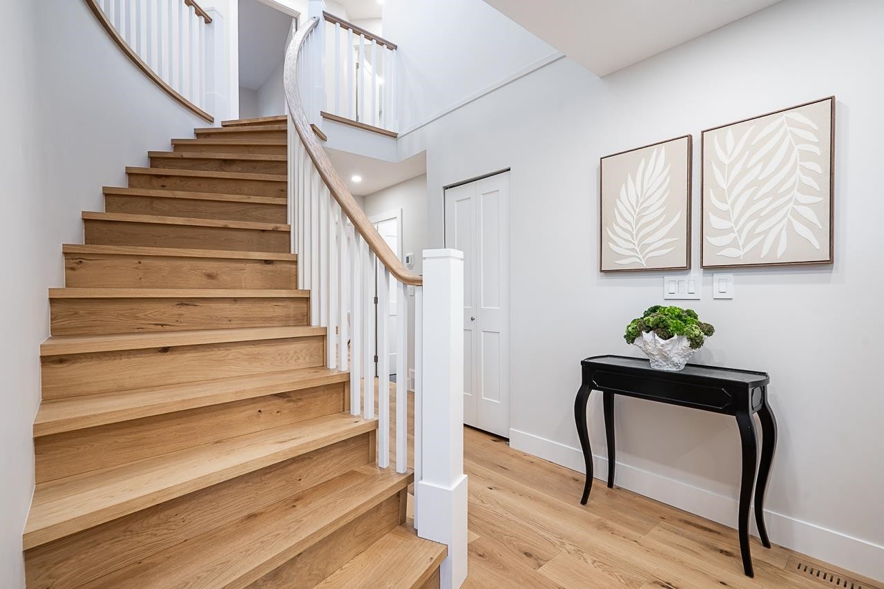 2824 Nash Drive, Coquitlam, BC - Indoor Photo Showing Other Room
