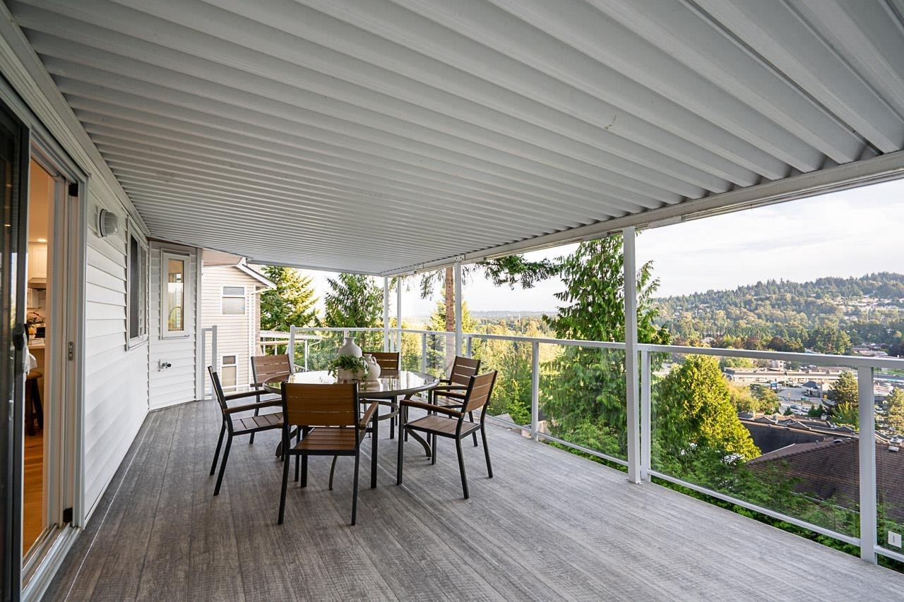 2824 Nash Drive, Coquitlam, BC - Outdoor With Deck Patio Veranda With Exterior