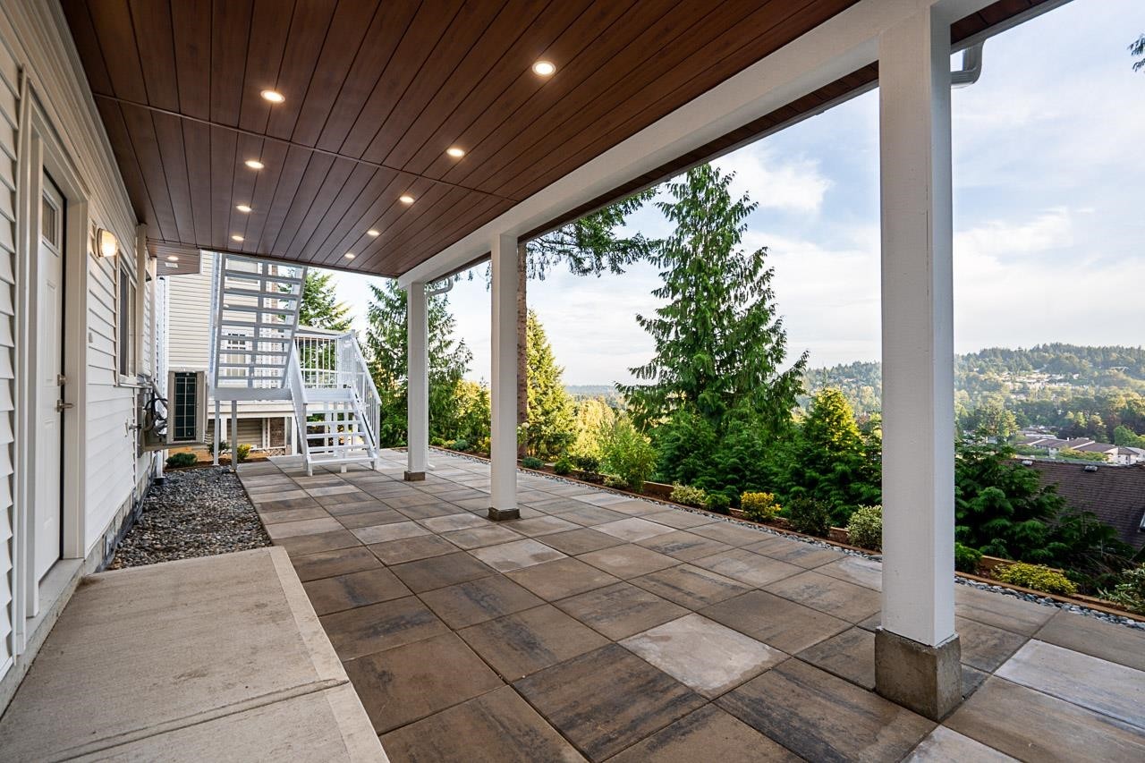 2824 Nash Drive, Coquitlam, BC - Outdoor With Deck Patio Veranda
