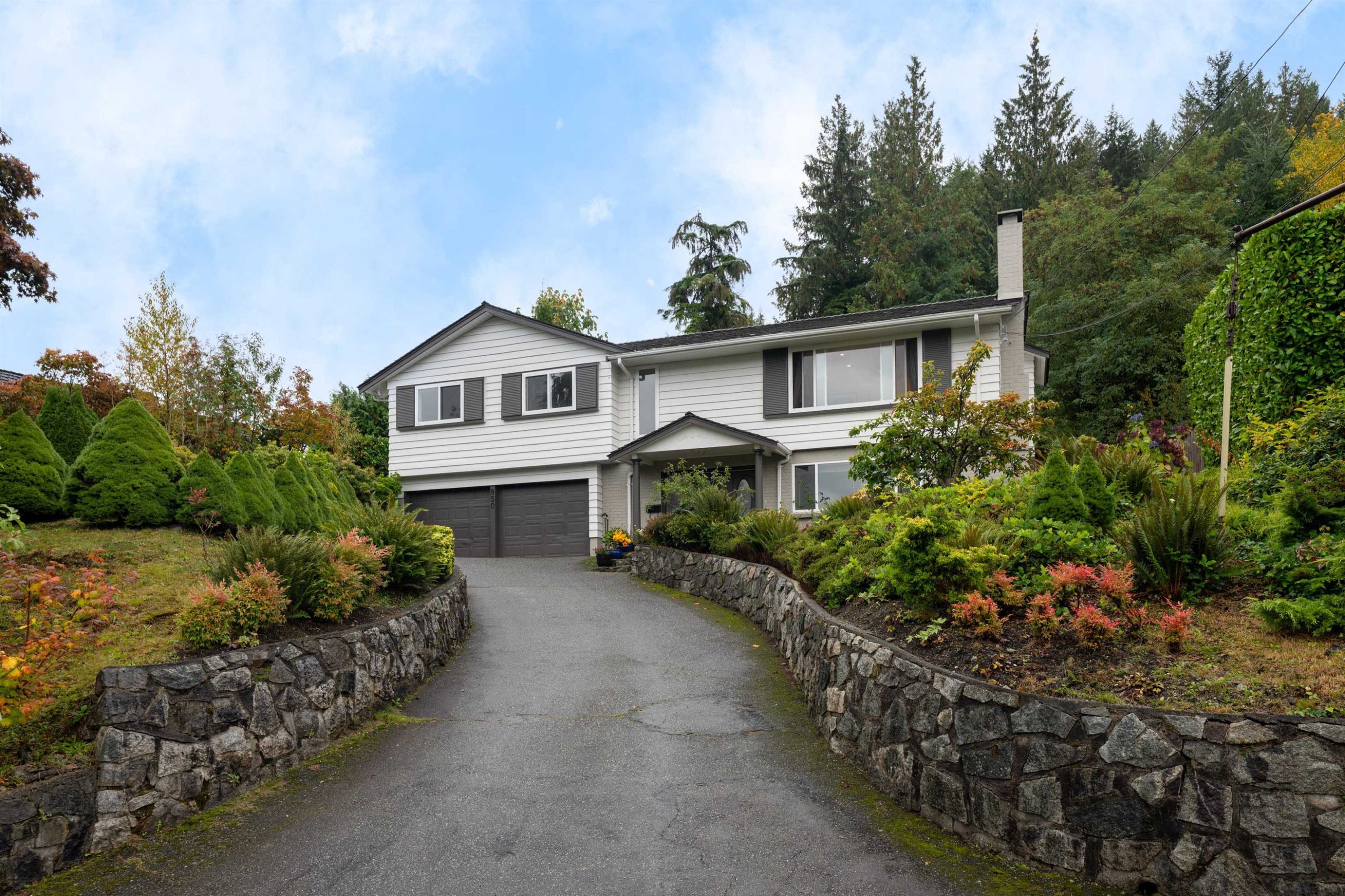 850 Jefferson Avenue, West Vancouver, BC - Outdoor