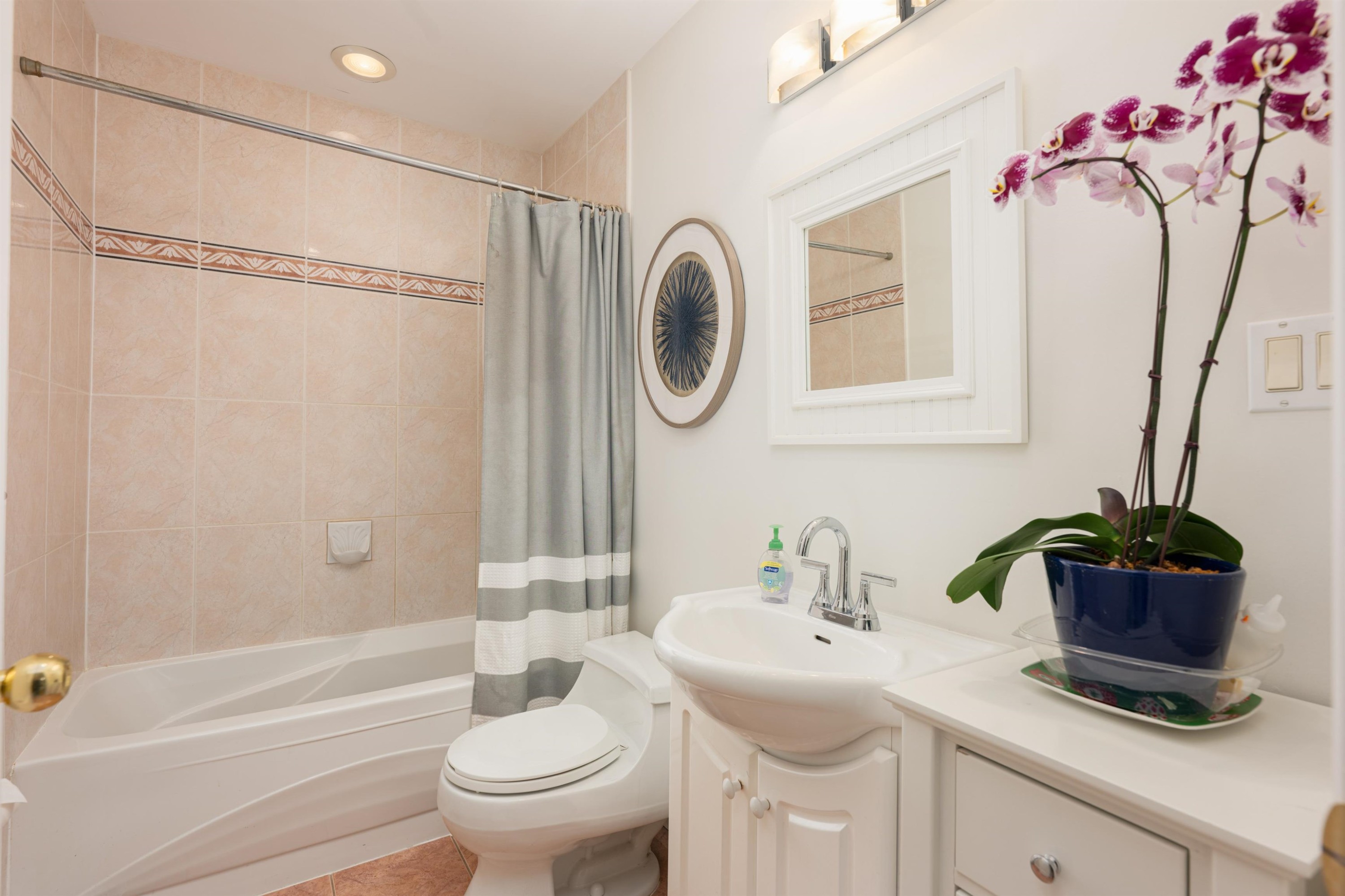 850 Jefferson Avenue, West Vancouver, BC - Indoor Photo Showing Bathroom