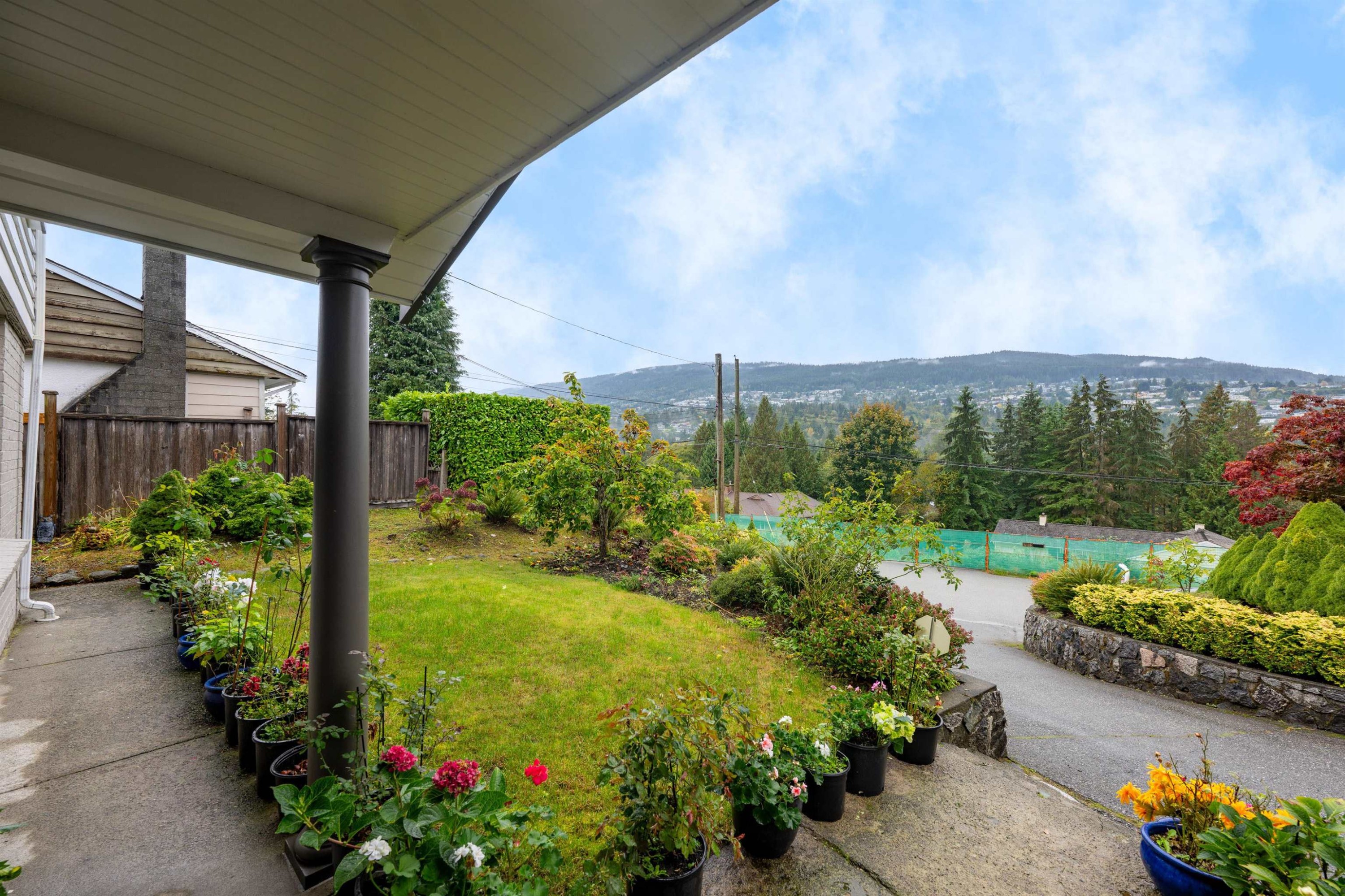 850 Jefferson Avenue, West Vancouver, BC - Outdoor