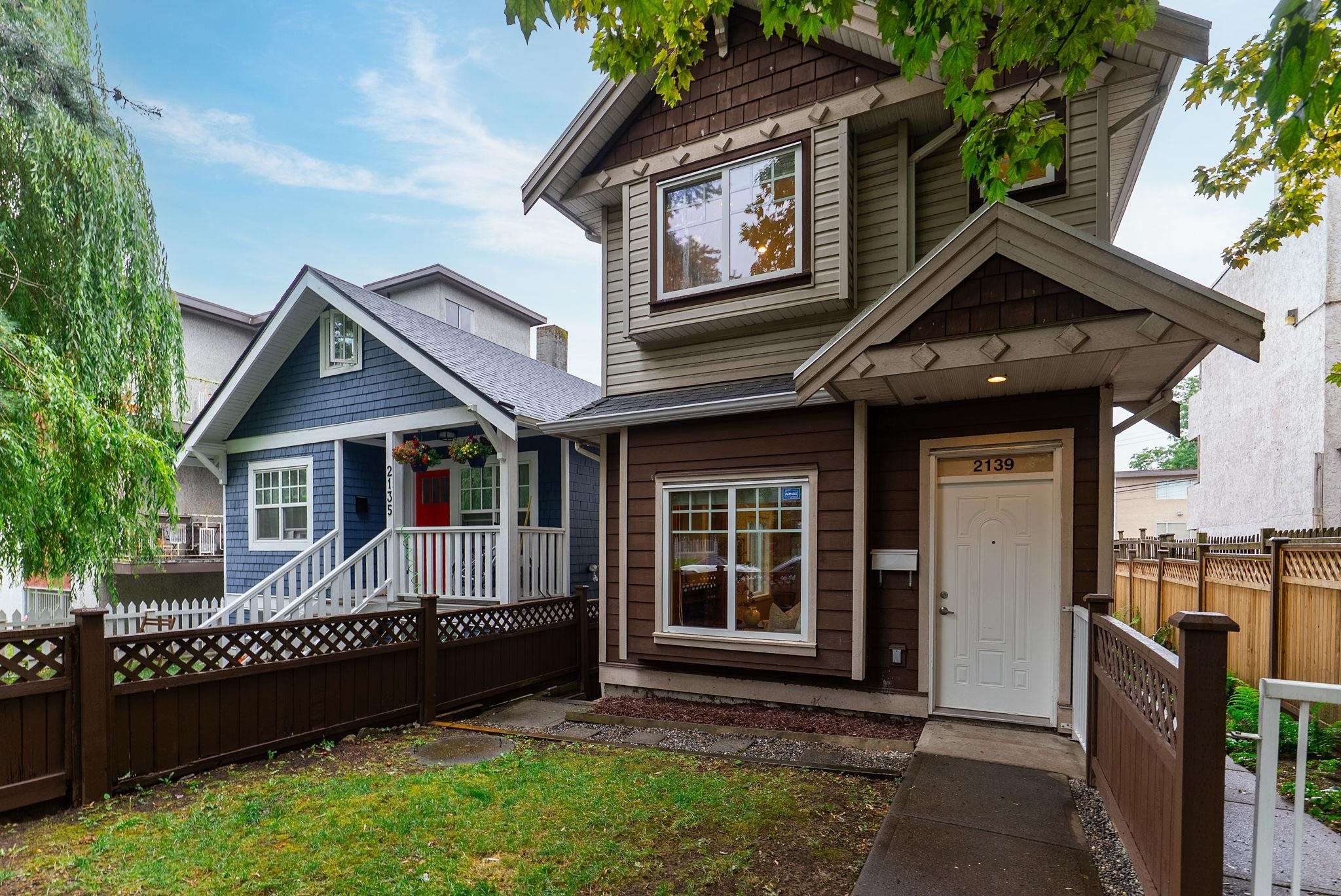 2139 Triumph Street, Vancouver, BC - Outdoor