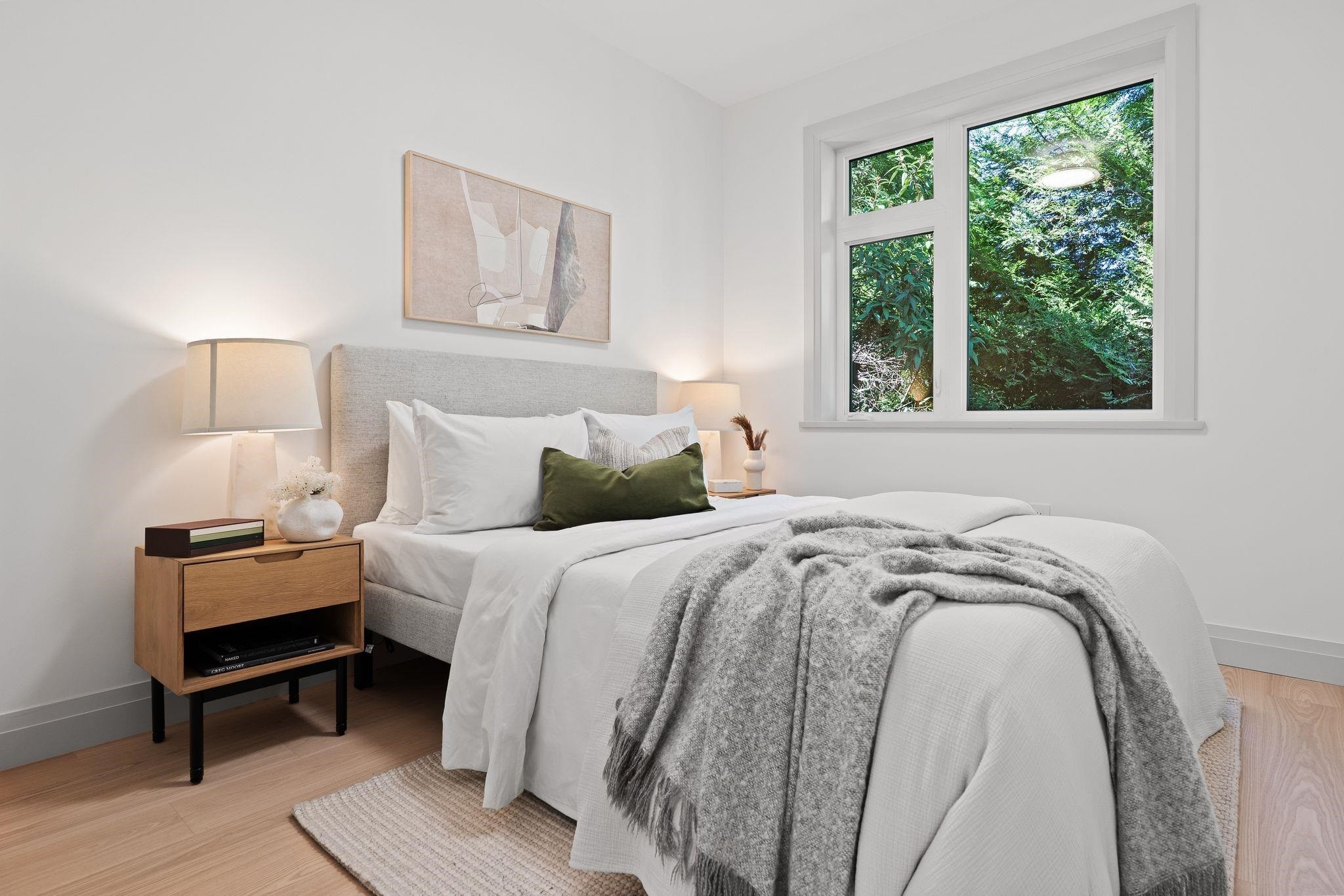 3-1491 Devonshire Crescent, Vancouver, BC - Indoor Photo Showing Bedroom