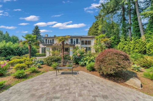 920 3Rd Street, West Vancouver, BC - Outdoor