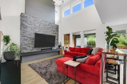39224 Cardinal Drive Squamish, BC V8B 0V3