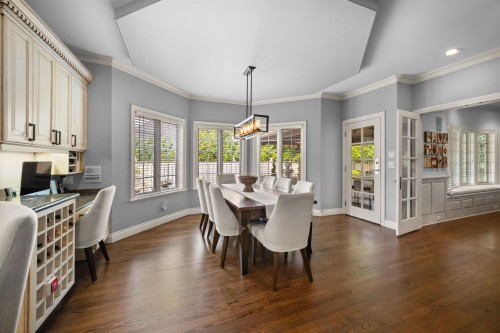 414 Walker Street, Coquitlam, BC - Indoor Photo Showing Dining Room