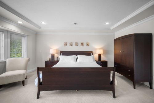 414 Walker Street, Coquitlam, BC - Indoor Photo Showing Bedroom