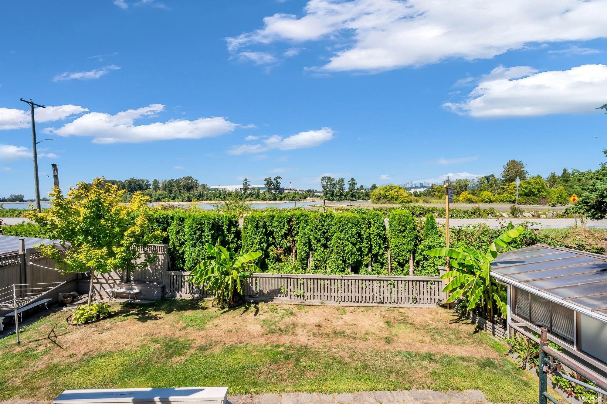 23271 Westminster Highway, Richmond, BC - Outdoor