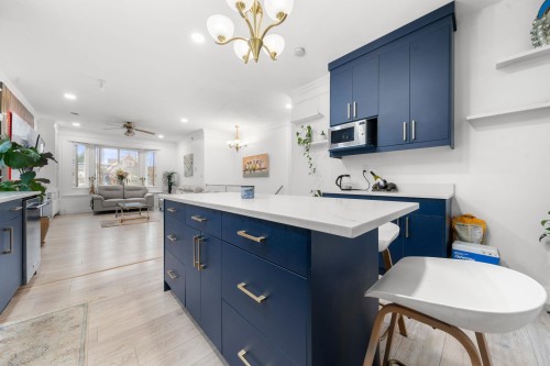 5174 Aberdeen Street, Vancouver, BC - Indoor Photo Showing Kitchen