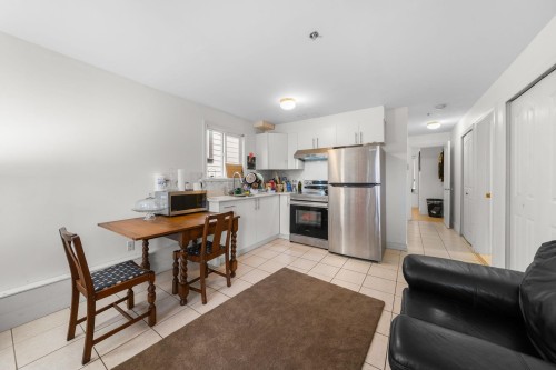 5174 Aberdeen Street, Vancouver, BC - Indoor