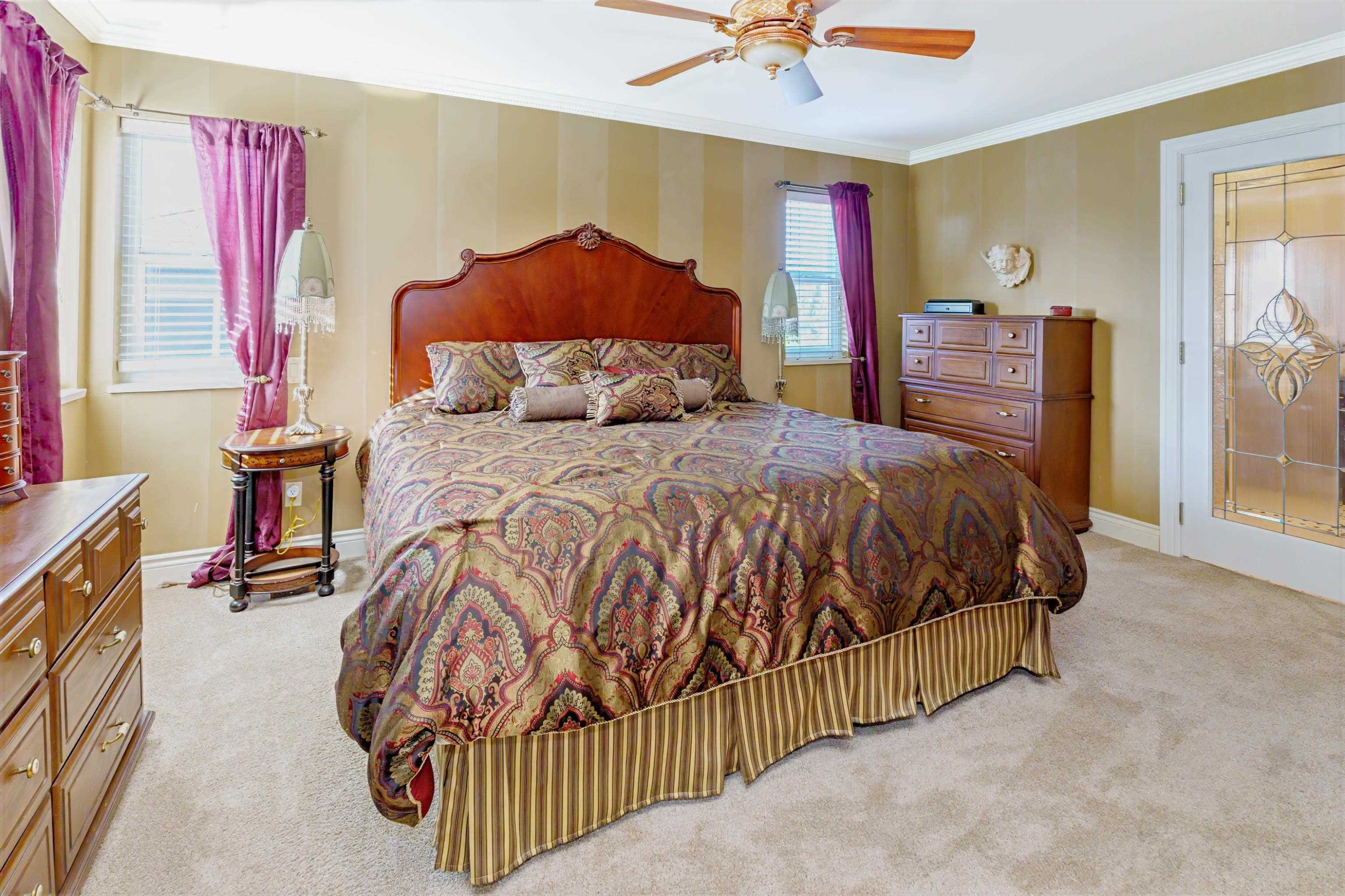 12612 215 Street, Maple Ridge, BC - Indoor Photo Showing Bedroom