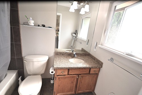 1410 Lansdowne Drive, Coquitlam, BC 