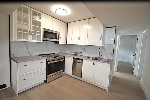1410 Lansdowne Drive, Coquitlam, BC 