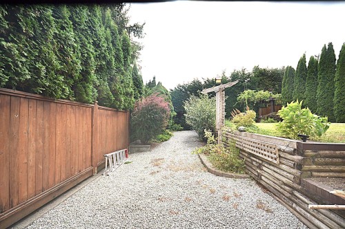 1410 Lansdowne Drive, Coquitlam, BC 