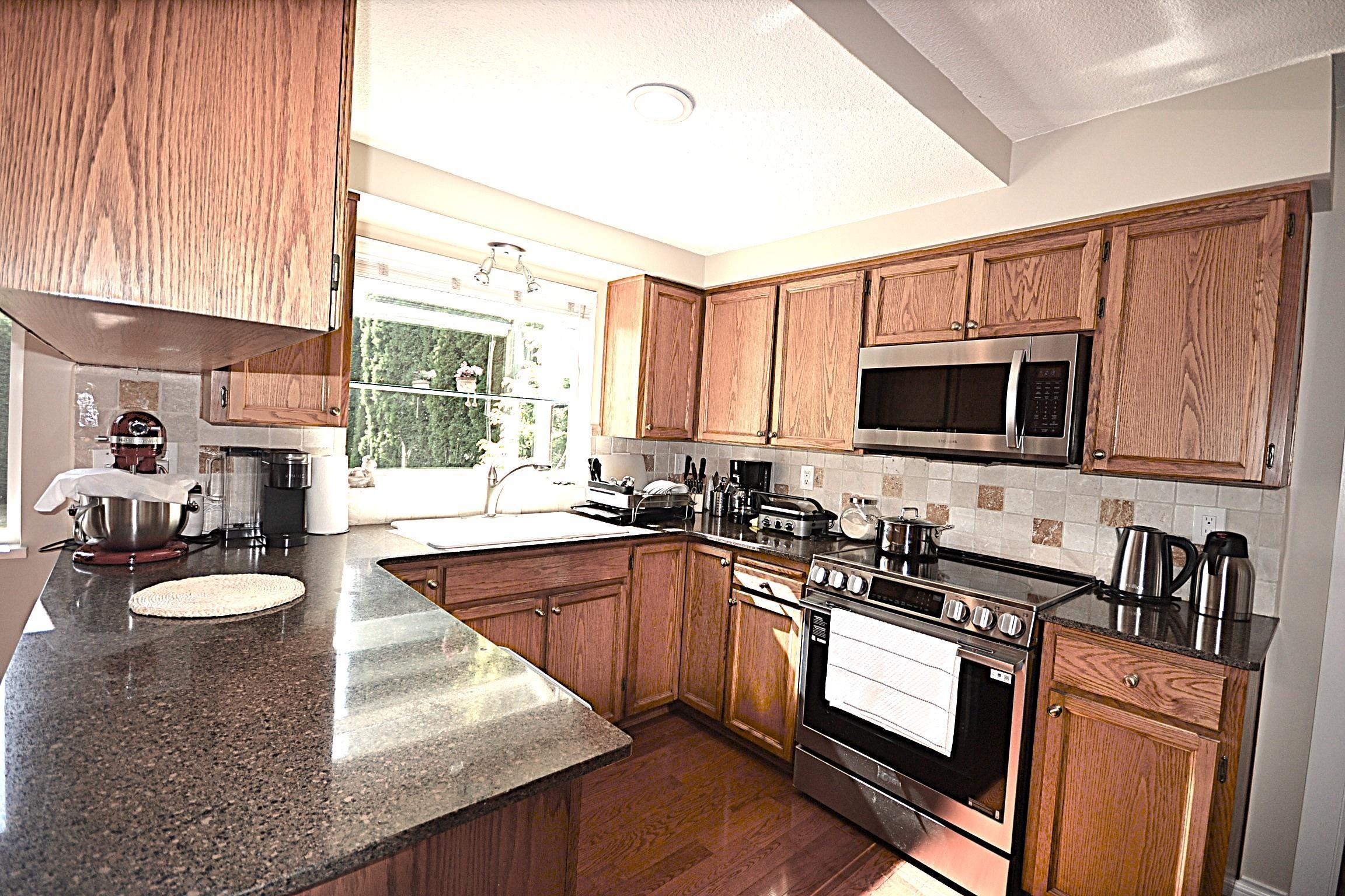 1410 Lansdowne Drive, Coquitlam, BC