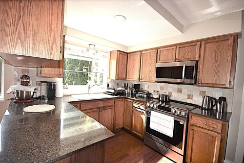 1410 Lansdowne Drive, Coquitlam, BC 