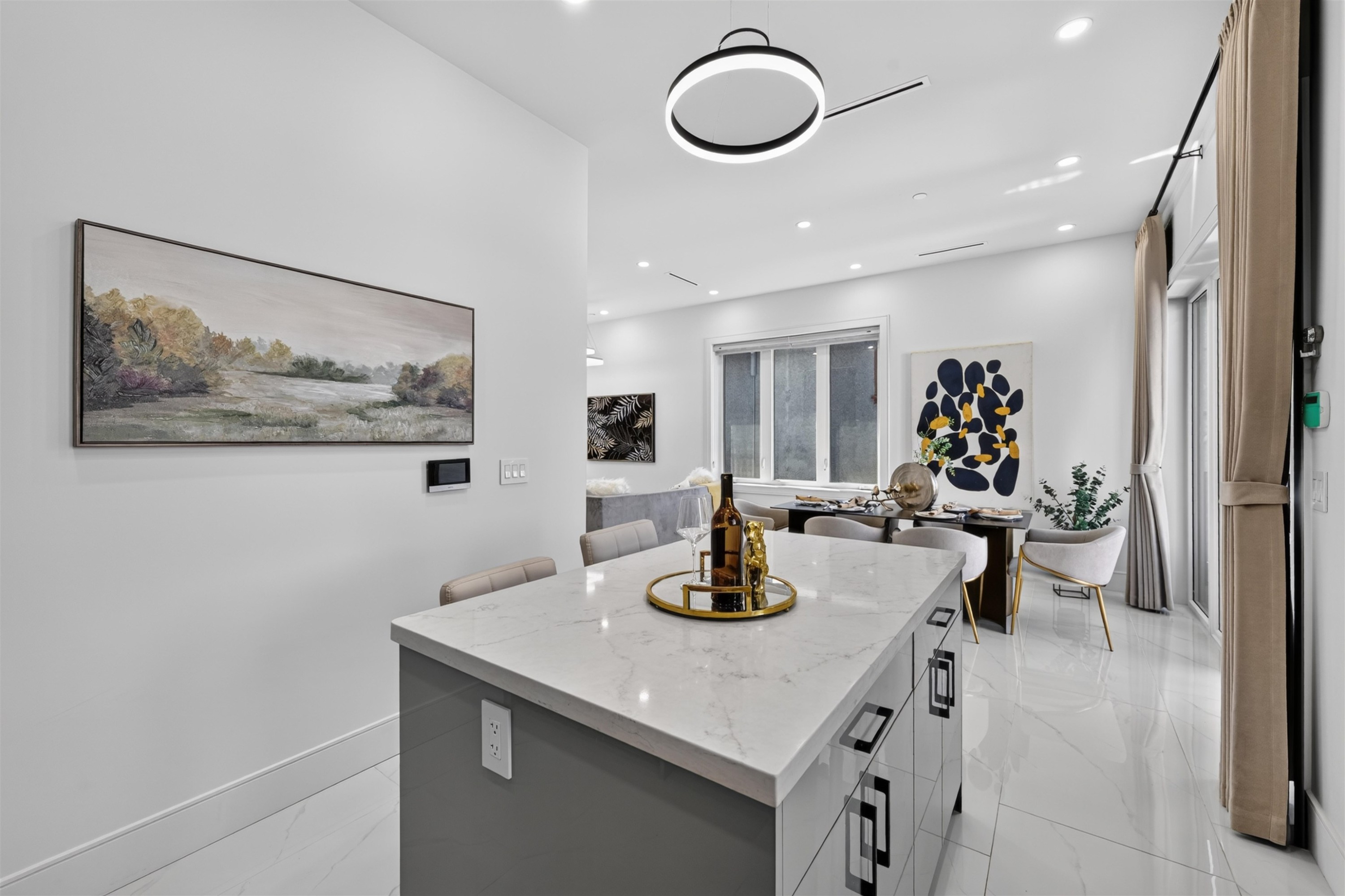 425 56Th Avenue E, Vancouver, BC - Indoor
