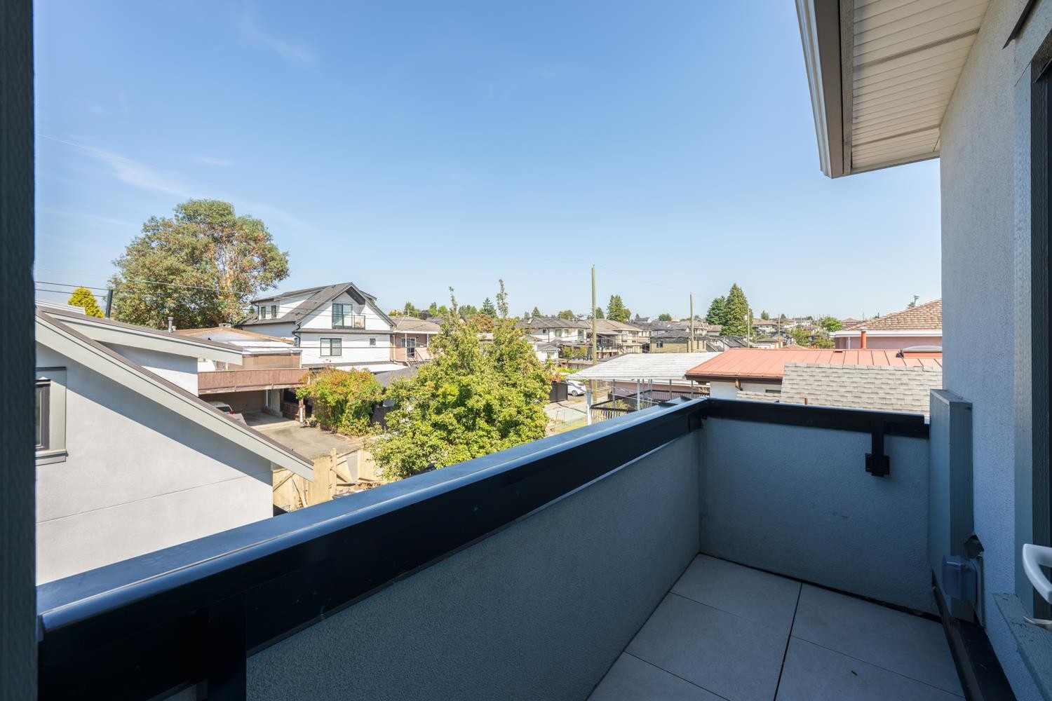 425 56Th Avenue E, Vancouver, BC - Outdoor With Exterior