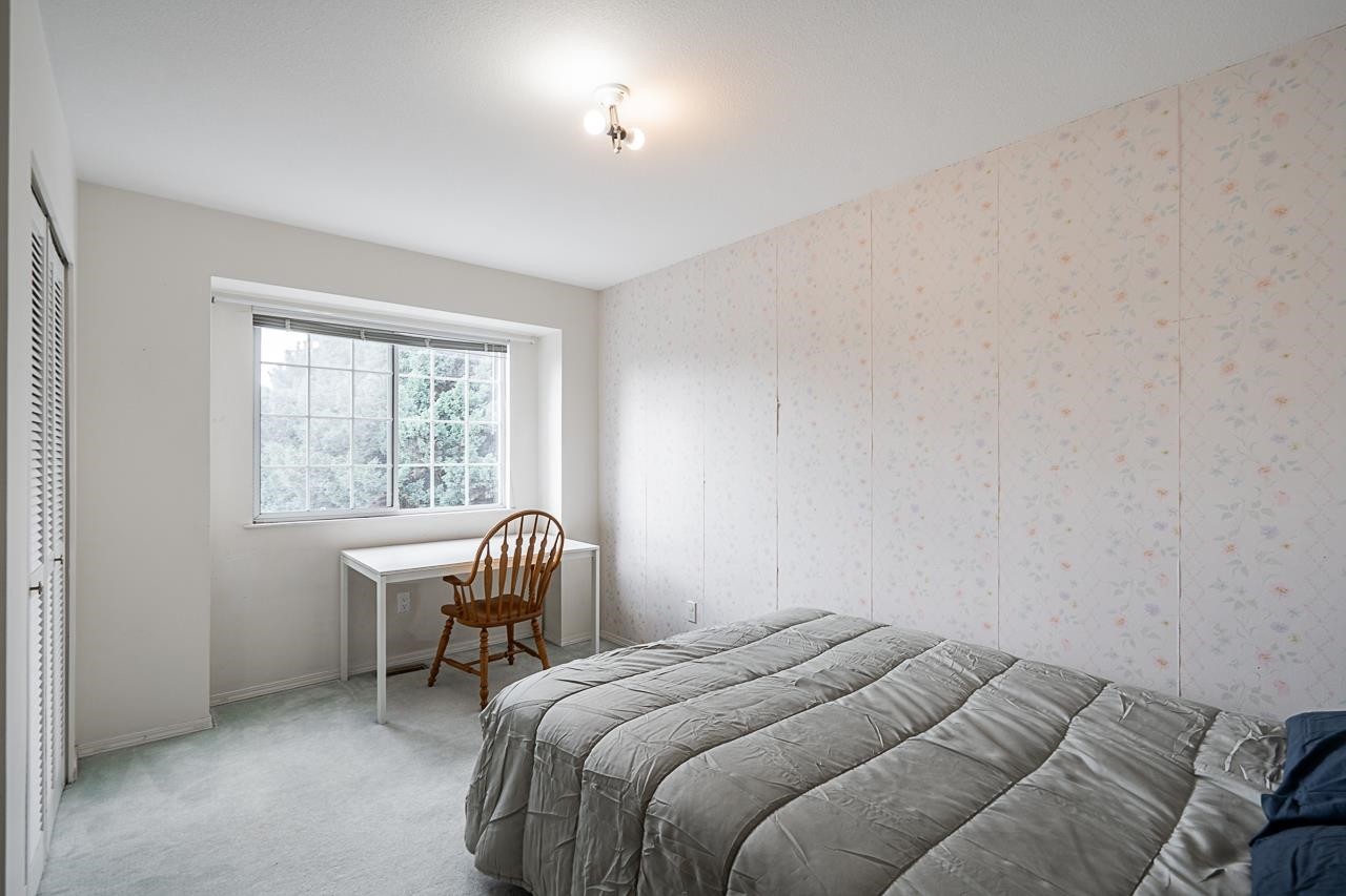 3315 El Casa Court, Coquitlam, BC - Indoor Photo Showing Bedroom